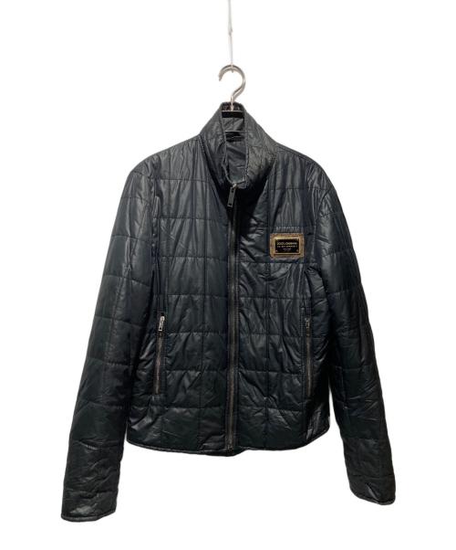 DOLCE & GABBANA（ドルチェ＆ガッバーナ）DOLCE & GABBANA (ドルチェ＆ガッバーナ) ロゴプレート中綿ジャケット ブラック サイズ:46の古着・服飾アイテム