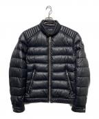 PRADAプラダ）の古着「三角ロゴプレートダウンジャケット」｜ブラック