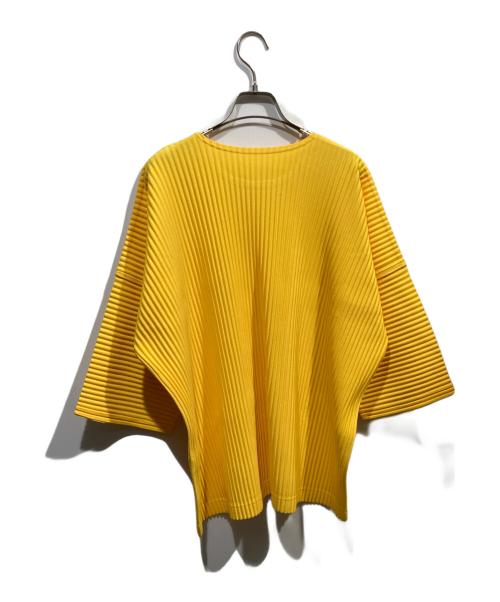 HOMME PLISSE ISSEY MIYAKE（オム プリッセ イッセイ ミヤケ）HOMME PLISSE ISSEY MIYAKE (オム プリッセ イッセイ ミヤケ) Tシャツ イエロー サイズ:2の古着・服飾アイテム