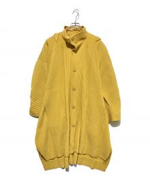 HOMME PLISSE ISSEY MIYAKE（オム プリッセ イッセイ ミヤケ）の古着「KITEプリーツコート」｜イエロー