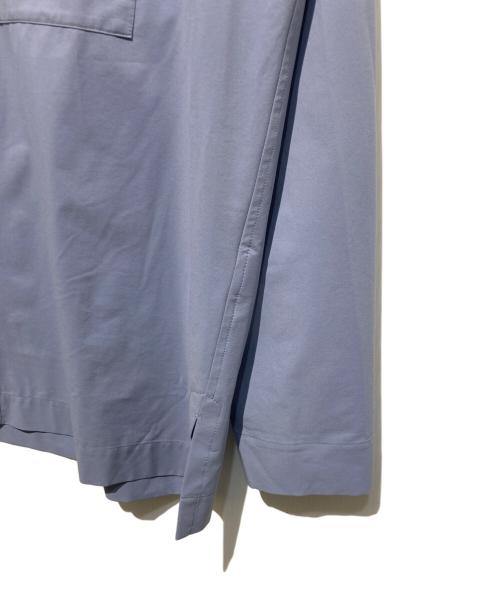 HOMME PLISSE ISSEY MIYAKE（オム プリッセ イッセイ ミヤケ）HOMME PLISSE ISSEY MIYAKE (オム プリッセ イッセイ ミヤケ) STRETCH SHIRT ブルー サイズ:3の古着・服飾アイテム