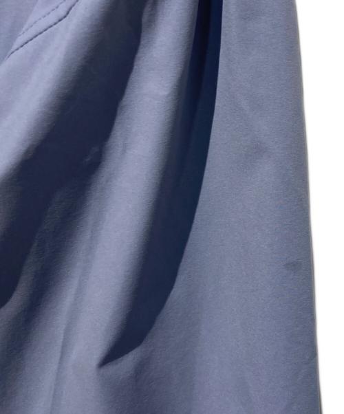 HOMME PLISSE ISSEY MIYAKE（オム プリッセ イッセイ ミヤケ）HOMME PLISSE ISSEY MIYAKE (オム プリッセ イッセイ ミヤケ) STRETCH SHIRT ブルー サイズ:3の古着・服飾アイテム