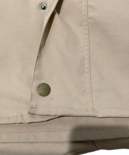 Barbour（バブアー）Barbour (バブアー) BEAMS別注TRANSPORT JACKET/別注トランスポートジャケット ベージュ サイズ:42の古着・服飾アイテム
