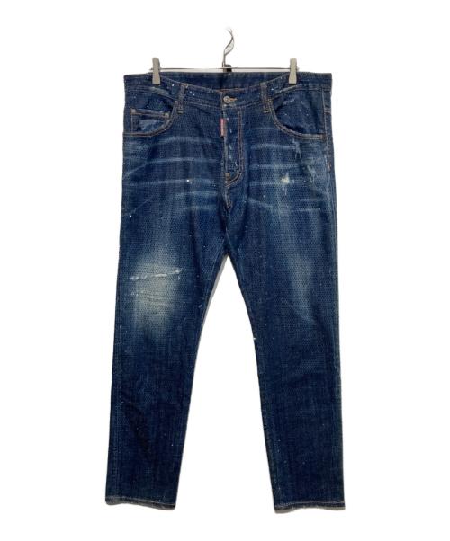 DSQUARED2（ディースクエアード）DSQUARED2 (ディースクエアード) クラッシュ加工ラインストーン付きスリムデニムパンツ インディゴ サイズ:54の古着・服飾アイテム
