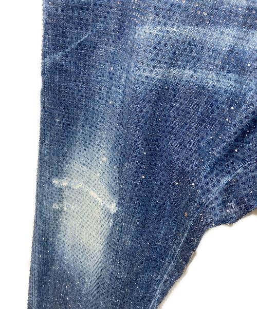 DSQUARED2（ディースクエアード）DSQUARED2 (ディースクエアード) クラッシュ加工ラインストーン付きスリムデニムパンツ インディゴ サイズ:54の古着・服飾アイテム