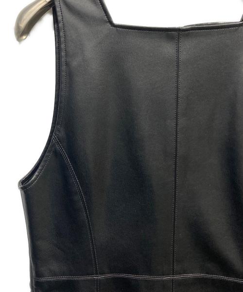 H BEAUTY&YOUTH（エイチ ビューティー&ユース）H BEAUTY&YOUTH (エイチ ビューティー&ユース) エコレザーノースリーブワンピース ブラック サイズ:Ｓの古着・服飾アイテム