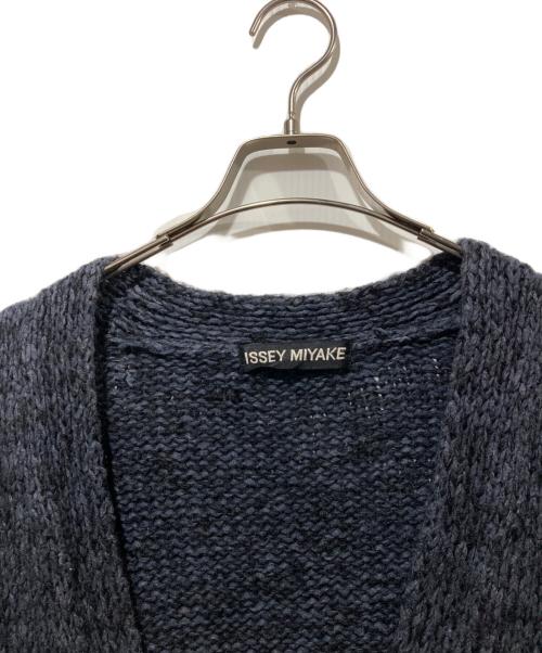 ISSEY MIYAKE（イッセイミヤケ）ISSEY MIYAKE (イッセイミヤケ) ウール混ニットカーディガン ネイビー サイズ:Mの古着・服飾アイテム