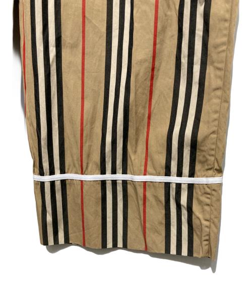 BURBERRY LONDON（バーバリーロンドン）BURBERRY LONDON (バーバリーロンドン) ストライプオールインワン ベージュ サイズ:152の古着・服飾アイテム