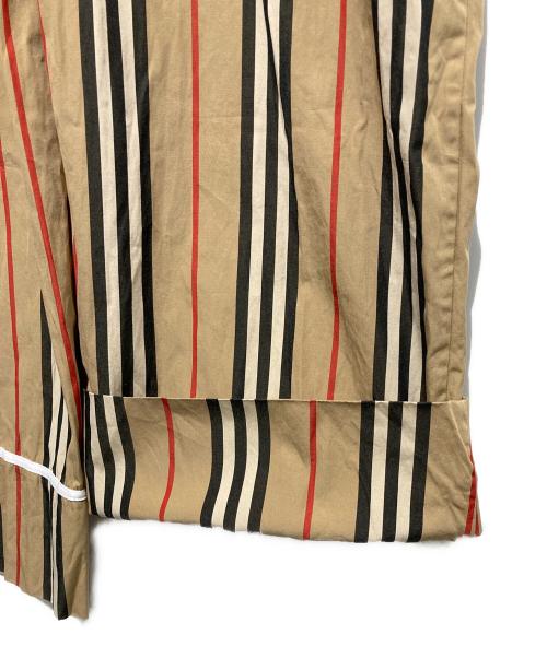BURBERRY LONDON（バーバリーロンドン）BURBERRY LONDON (バーバリーロンドン) ストライプオールインワン ベージュ サイズ:152の古着・服飾アイテム