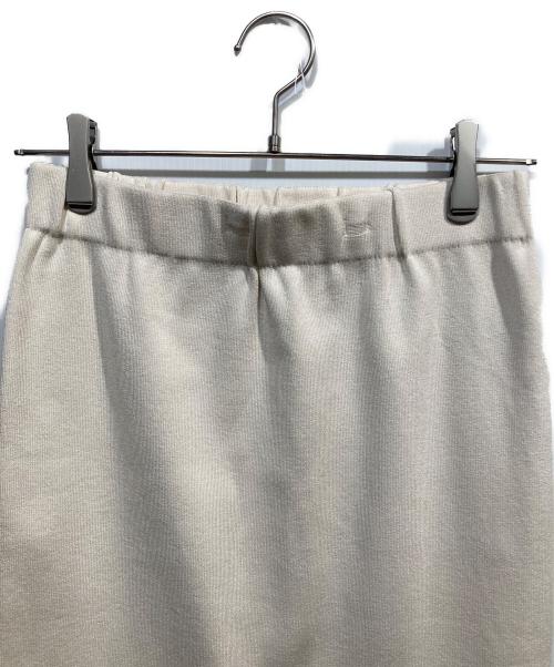 L'appartement（アパルトモン）L'appartement (アパルトモン) ニットスカート ホワイト サイズ:38 未使用品の古着・服飾アイテム