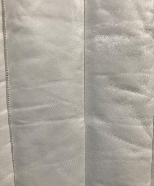 SUPREME（シュプリーム）Supreme (シュプリーム) Dickies (ディッキーズ) 23AW LEATHER WORK VEST/レザーワークベスト ホワイト サイズ:Lの古着・服飾アイテム