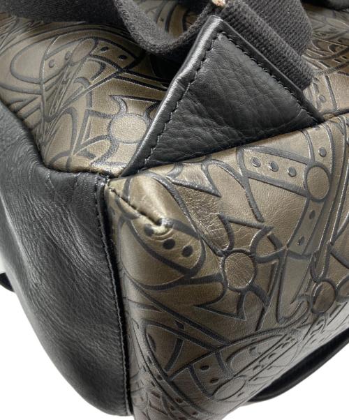 Vivienne Westwood（ヴィヴィアンウエストウッド）Vivienne Westwood (ヴィヴィアンウエストウッド) アーサー総柄リュック/オーブ柄リュック ブラウンの古着・服飾アイテム