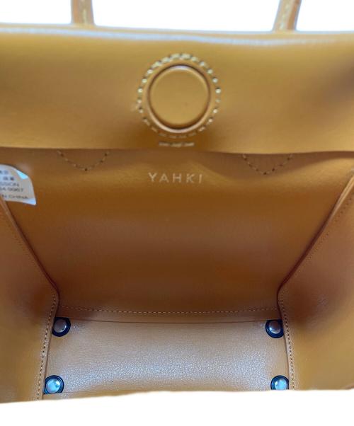 YAHKI（ヤーキ）YAHKI (ヤーキ) ショルダーバッグ キャメルの古着・服飾アイテム