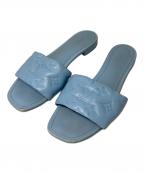 LOUIS VUITTONルイ ヴィトン）の古着「エンボスロゴ加工ミュール」｜スカイブルー