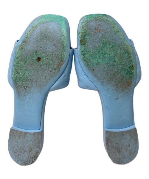 LOUIS VUITTON（ルイ ヴィトン）LOUIS VUITTON (ルイ ヴィトン) エンボスロゴ加工ミュール スカイブルー サイズ:38の古着・服飾アイテム