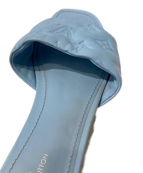 LOUIS VUITTON（ルイ ヴィトン）LOUIS VUITTON (ルイ ヴィトン) エンボスロゴ加工ミュール スカイブルー サイズ:38の古着・服飾アイテム