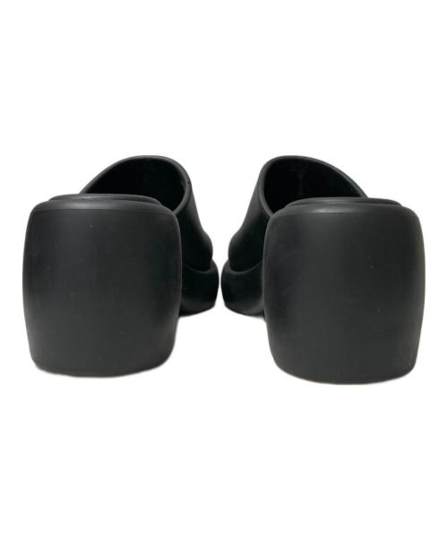 Salvatore Ferragamo（サルヴァトーレ フェラガモ）Salvatore Ferragamo (サルヴァトーレ フェラガモ) Deva プラットフォームラバーサンダル ブラック サイズ:8の古着・服飾アイテム