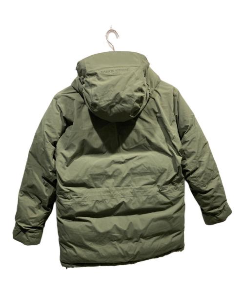 maison kitsune（メゾンキツネ）MAISON KITSUNE (メゾンキツネ) GOLDWIN (ゴールドウイン) Down Parka オリーブグリーン サイズ:Lの古着・服飾アイテム
