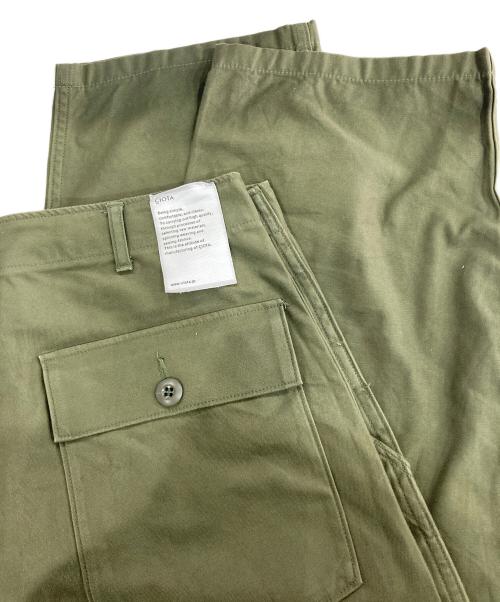 CIOTA（シオタ）CIOTA (シオタ) スビンコットンバックサテンベイカーパンツ グリーン サイズ:5の古着・服飾アイテム