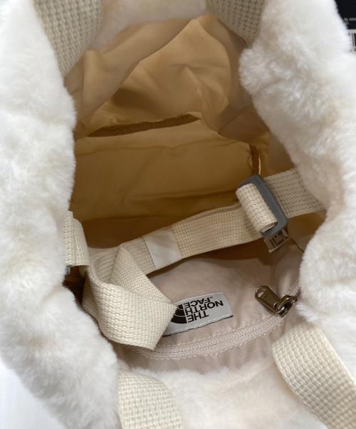 THE NORTH FACE（ザ ノース フェイス）THE NORTH FACE (ザ ノース フェイス) 2wayファーバケットバッグ ホワイト 未使用品の古着・服飾アイテム