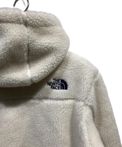 THE NORTH FACE（ザ ノース フェイス）THE NORTH FACE (ザ ノース フェイス) SAVE THE EARTH FLEECE HOODIE ホワイト サイズ:Sの古着・服飾アイテム