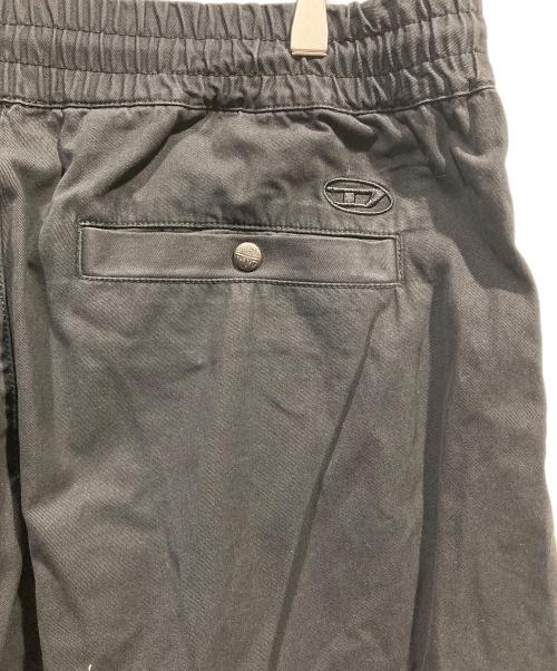 DIESEL（ディーゼル）DIESEL (ディーゼル) P-BEECK ジップカーゴジョガーパンツ ブラック サイズ:50の古着・服飾アイテム