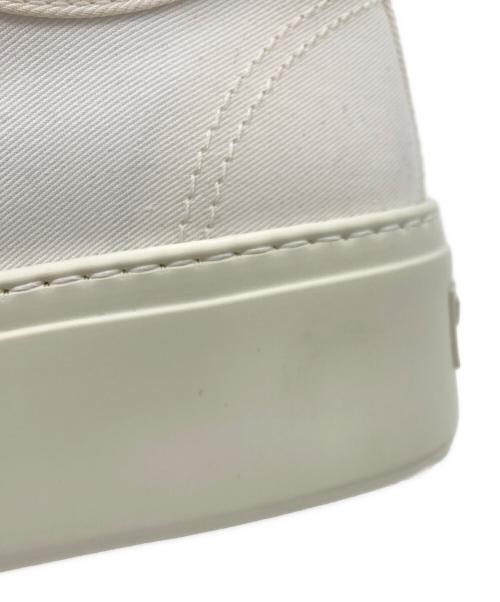 PRADA（プラダ）PRADA (プラダ) ローカットスニーカー ホワイト サイズ:35の古着・服飾アイテム