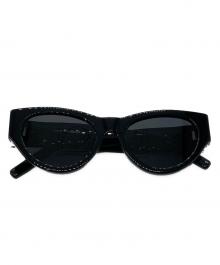 Saint Laurent Paris（サンローランパリ）の古着「キャットアイフレームサングラス」｜ブラック