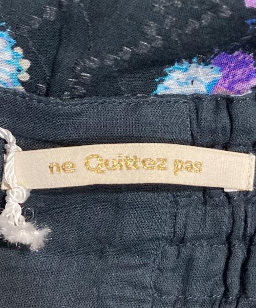 ne quittez pas（ヌキテパ）ne quittez pas (ヌキテパ) Cotton Jacquard Marigold Print Cami Dress ネイビー サイズ:Free 未使用品の古着・服飾アイテム