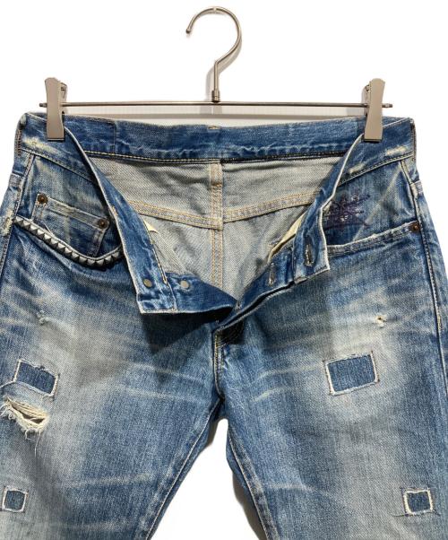 Hysteric Glamour（ヒステリックグラマー）Hysteric Glamour (ヒステリックグラマー) SP加工スタッズ小窓デニムパンツ インディゴ サイズ:W30の古着・服飾アイテム