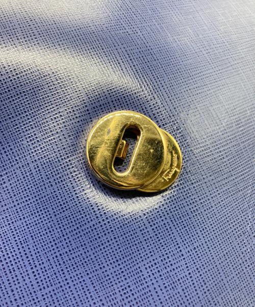 Salvatore Ferragamo（サルヴァトーレ フェラガモ）Salvatore Ferragamo (サルヴァトーレ フェラガモ) ヴァラリボンチェーンショルダーバッグ ブルーの古着・服飾アイテム