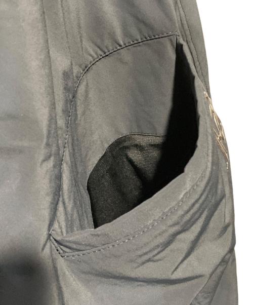 1piu1uguale3 GOLF（ウノ ピゥ ウノ ウグァーレ トレ ゴルフ）1piu1uguale3 GOLF (ウノ ピゥ ウノ ウグァーレ トレ ゴルフ) RIB SHAKA EASY PANTS ブラック サイズ:5の古着・服飾アイテム