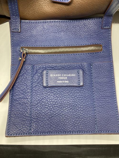GIANNI CHIARINI（ジャンニ キアリーニ）GIANNI CHIARINI (ジャンニ キアリーニ) レザートートバッグ ネイビーの古着・服飾アイテム