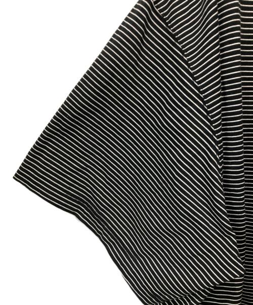 is-ness（イズネス）is-ness (イズネス) BALLOON BORDER SHORT SLEEVE T-SHIRT ブラック×ホワイト サイズ:Mの古着・服飾アイテム
