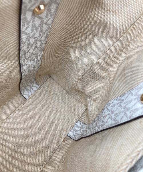 MICHAEL KORS（マイケル・コース）MICHAEL KORS (マイケル・コース) シグネチャートートバッグ ベージュの古着・服飾アイテム