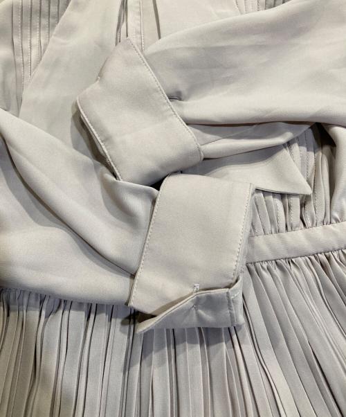 HER LIP TO（ハーリップトゥ）Her lip to (ハーリップトゥ) Viola Bow Pleated Dress ベージュ サイズ:Sの古着・服飾アイテム