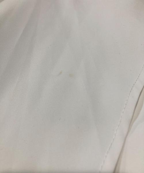 UN3D.（アンスリード）UN3D. (アンスリード) WAVE RAFFLE PT ホワイト サイズ:Mの古着・服飾アイテム