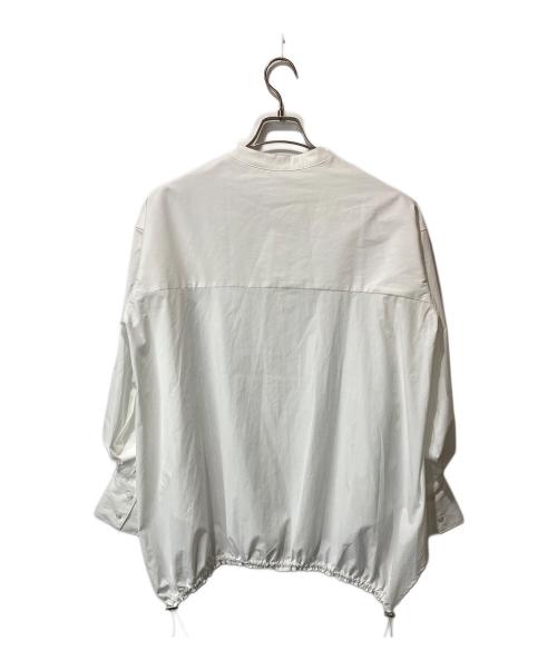 UN3D.（アンスリード）UN3D. (アンスリード) W TRIANGLE TUCK SH ホワイト サイズ:Sの古着・服飾アイテム