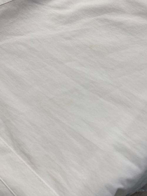 UN3D.（アンスリード）UN3D. (アンスリード) W TRIANGLE TUCK SH ホワイト サイズ:Sの古着・服飾アイテム