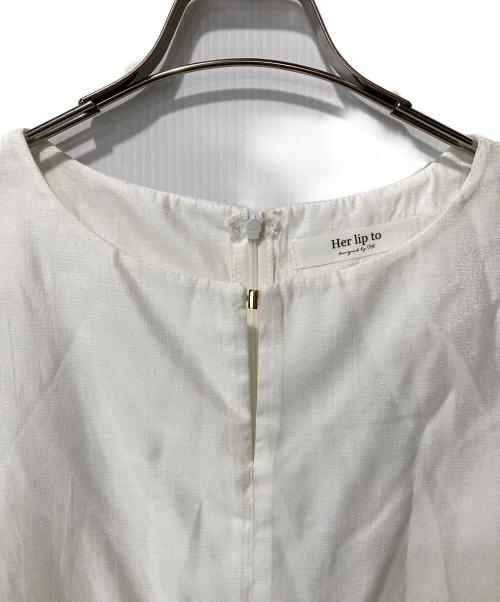 HER LIP TO（ハーリップトゥ）Her lip to (ハーリップトゥ) Bicolor Trim Flared Romper ホワイト サイズ:Mの古着・服飾アイテム