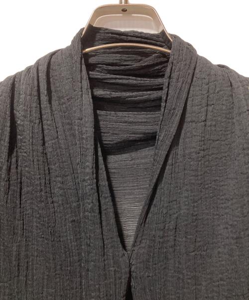 me ISSEY MIYAKE（ミーイッセイ ミヤケ）me ISSEY MIYAKE (ミーイッセイ ミヤケ) ロングベスト ブラック サイズ:不明の古着・服飾アイテム
