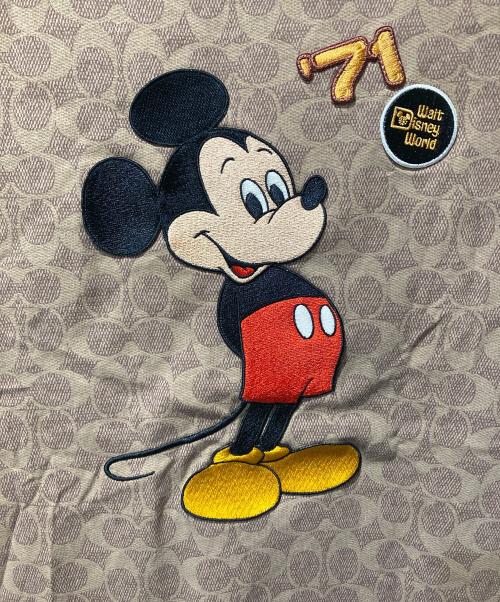 COACH（コーチ）COACH (コーチ) DISNEY (ディズニー) ミッキーマウス シグネチャー Tシャツ ブラウン サイズ:Lの古着・服飾アイテム