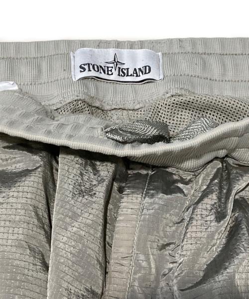 STONE ISLAND（ストーンアイランド）STONE ISLAND (ストーンアイランド) NYLON METAL RIPSTOP PANTS グレー サイズ:Mの古着・服飾アイテム