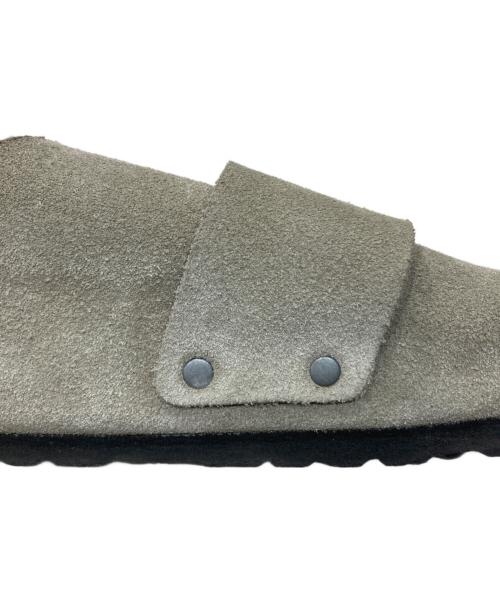 BIRKENSTOCK（ビルケンシュトック）BIRKENSTOCK (ビルケンシュトック) KYOTO スエードサンダル ベージュ サイズ:43の古着・服飾アイテム