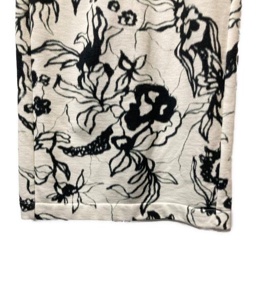 DRIES VAN NOTEN（ドリスヴァンノッテン）DRIES VAN NOTEN (ドリスヴァンノッテン) 花柄スウェットスカート ホワイト サイズ:XSの古着・服飾アイテム