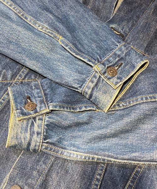 LEVI'S（リーバイス）LEVI'S (リーバイス) デニムジャケット インディゴ サイズ:42の古着・服飾アイテム