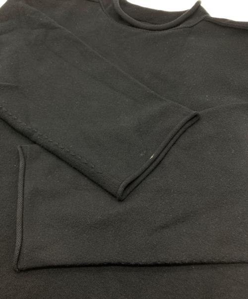 HOMME PLISSE ISSEY MIYAKE（オム プリッセ イッセイ ミヤケ）HOMME PLISSE ISSEY MIYAKE (オム プリッセ イッセイ ミヤケ) インサイドアウトタートルネックニット ブラック サイズ:なしの古着・服飾アイテム