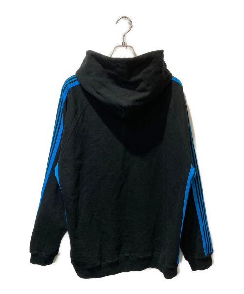 Needles（ニードルズ）Needles (ニードルズ) パピヨン刺繍パーカー ブラック×ブルー サイズ:Lの古着・服飾アイテム