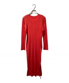 PLEATS PLEASE（プリーツプリーズ）の古着「サイドジッププリーツワンピース」｜ベージュ
