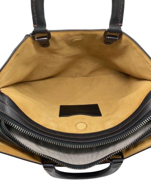 COACH（コーチ）COACH (コーチ) ローグ ブリーフ・リジェネラティブ レザー ブラックの古着・服飾アイテム